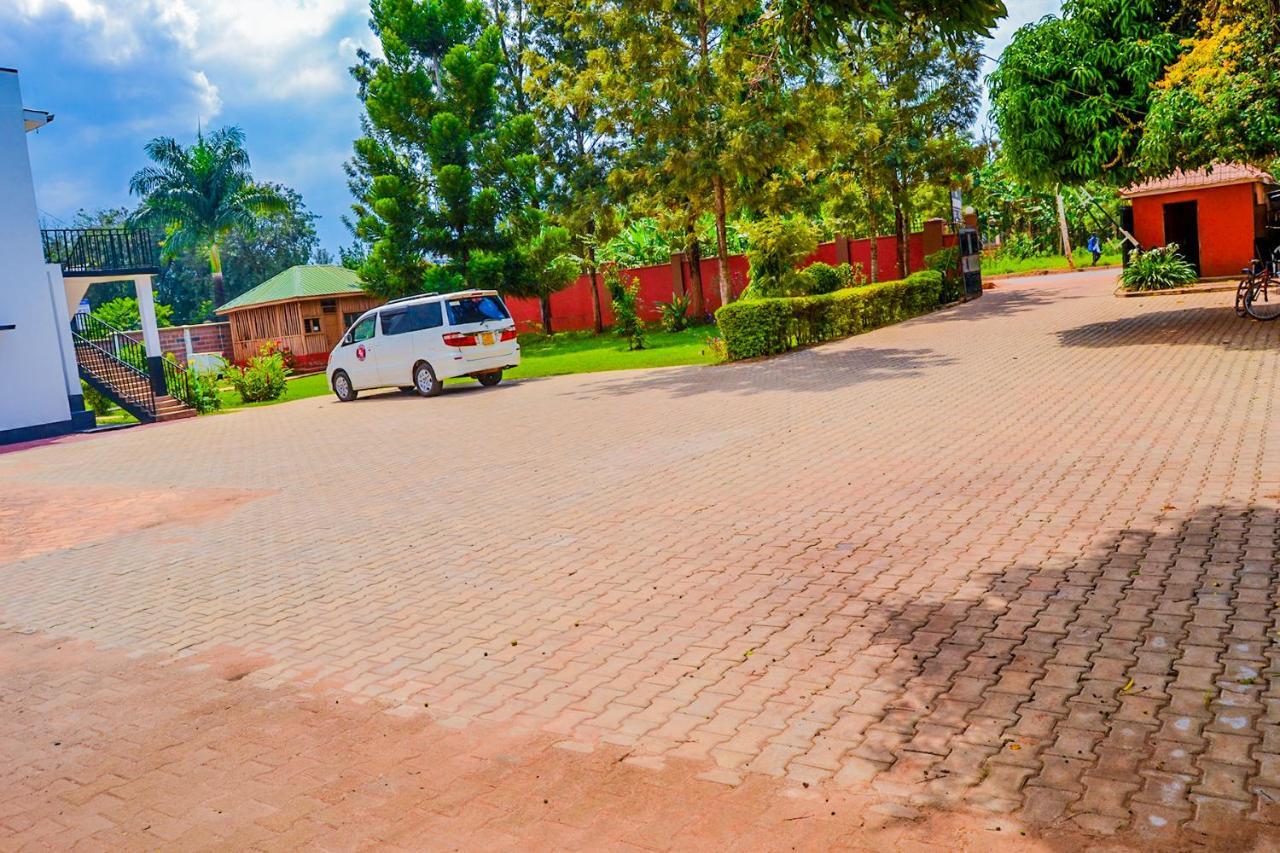 Bilkon Hotel Jinja Zewnętrze zdjęcie