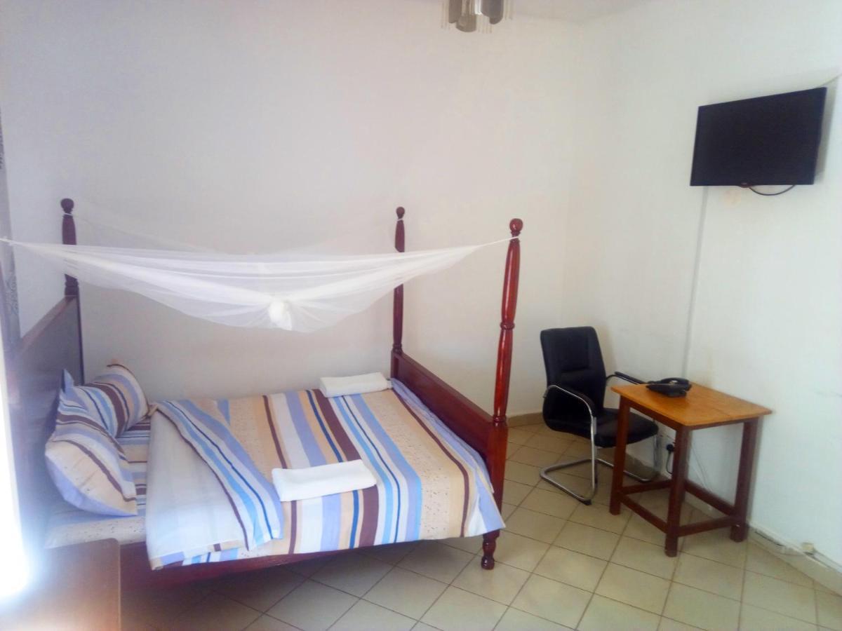 Bilkon Hotel Jinja Zewnętrze zdjęcie