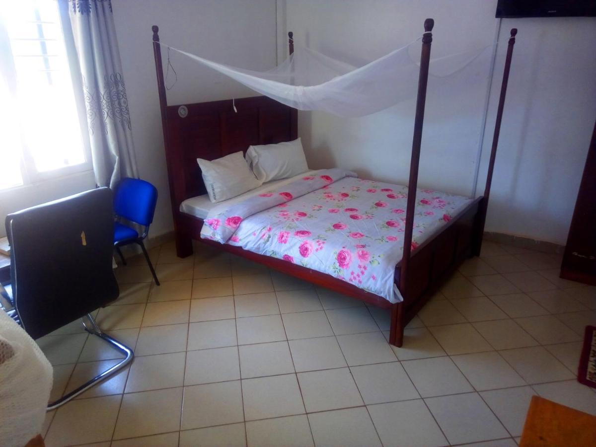 Bilkon Hotel Jinja Zewnętrze zdjęcie