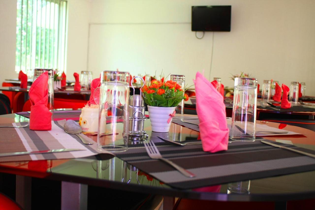 Bilkon Hotel Jinja Zewnętrze zdjęcie